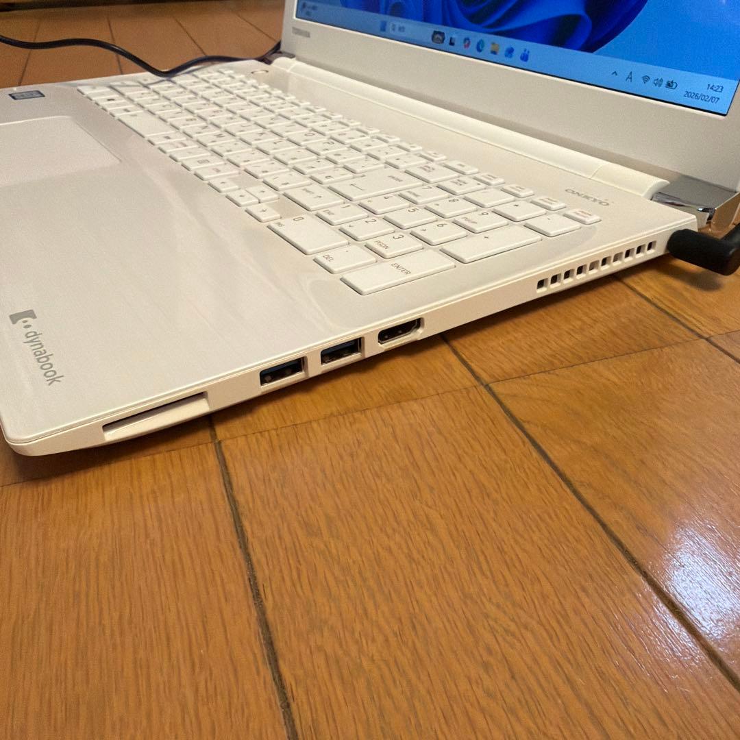 美品 東芝Dynabook EX/45AW Core i3-6100UWin11
