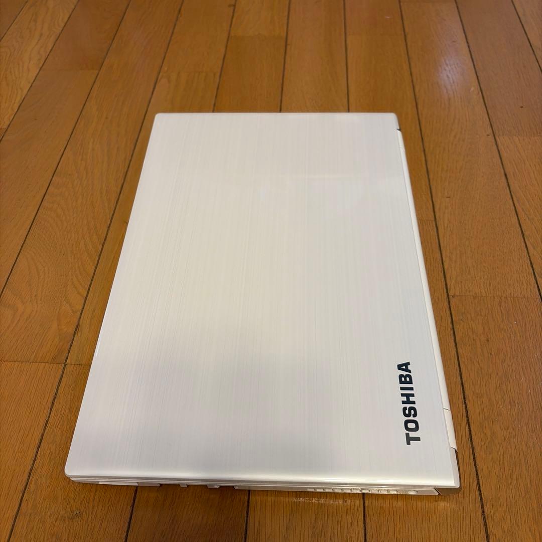 美品 東芝Dynabook EX/45AW Core i3-6100UWin11