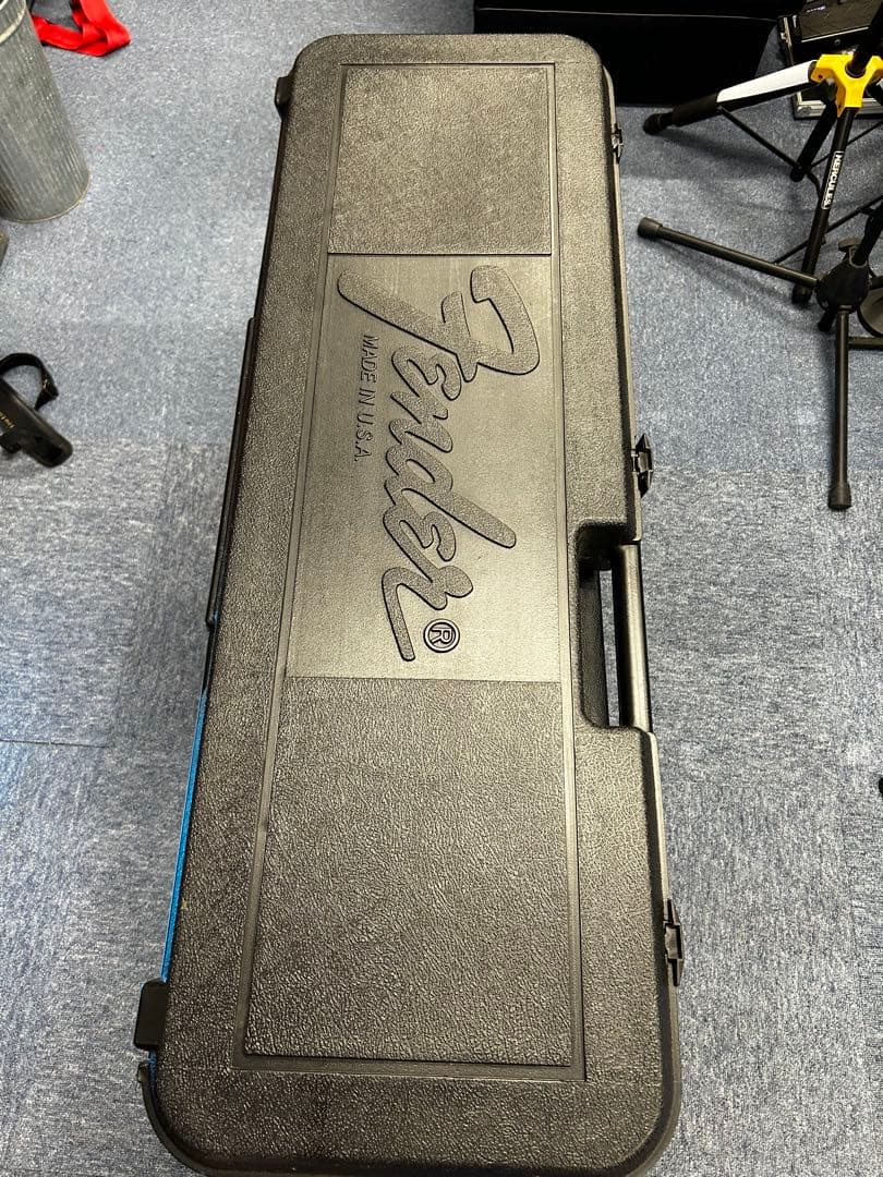 ★Fender USA　樹脂製ギターハードケース★機種不明／ジャンク扱い