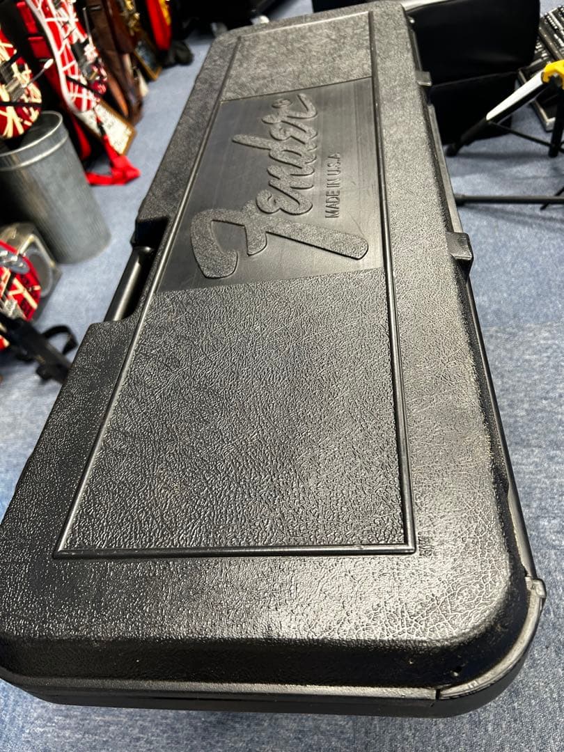 ★Fender USA　樹脂製ギターハードケース★機種不明／ジャンク扱い