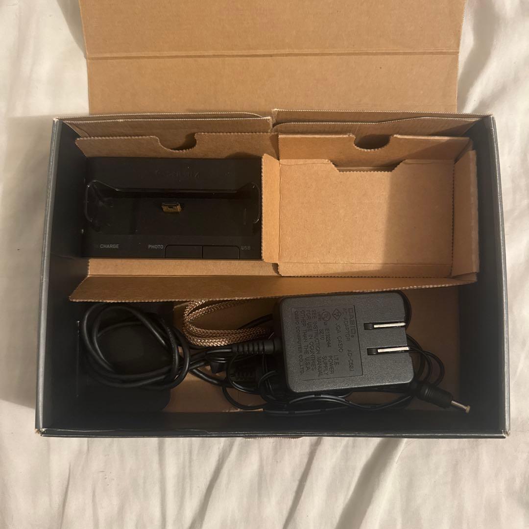 デジタルカメラ CASIO EXILIM EX-Z1000 10.1MP