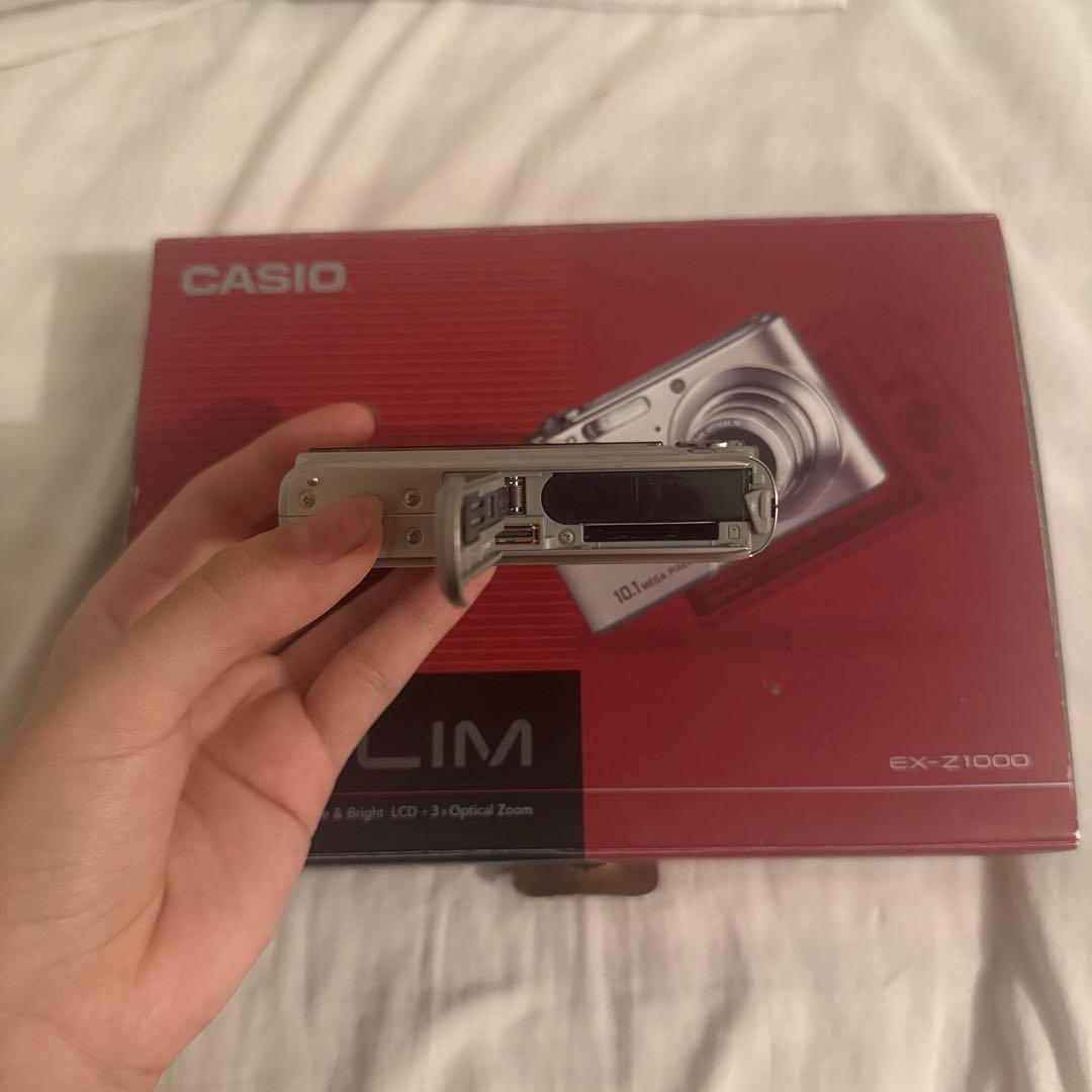 デジタルカメラ CASIO EXILIM EX-Z1000 10.1MP
