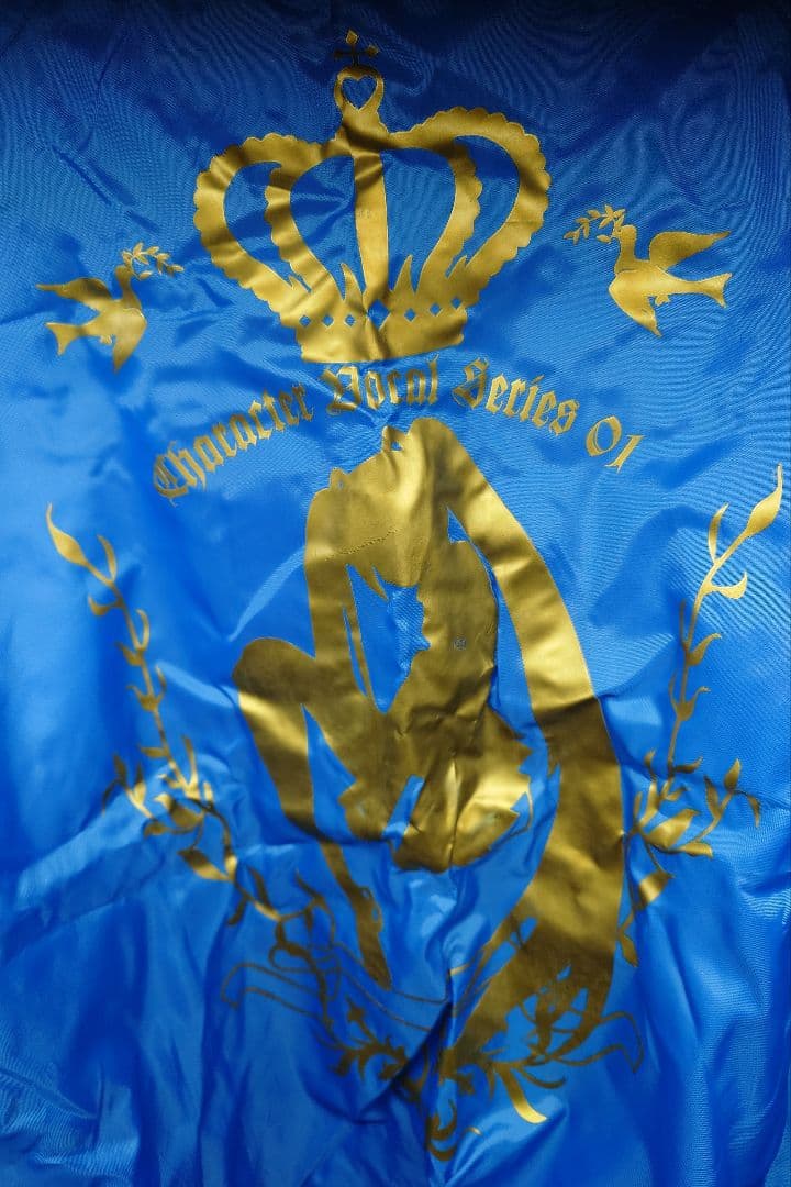 未開封10年前製造のキャラTシャツなどの出品 1着は開封済未着用おまけで付けます