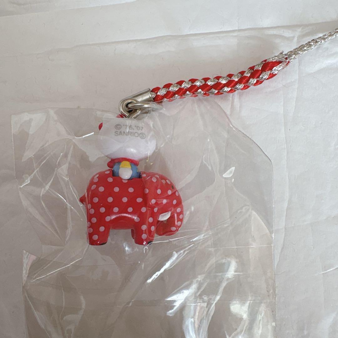 へ*可様 【希少品】ご当地 キティ ゾウ 水玉 赤 ストラップ 根付け 象