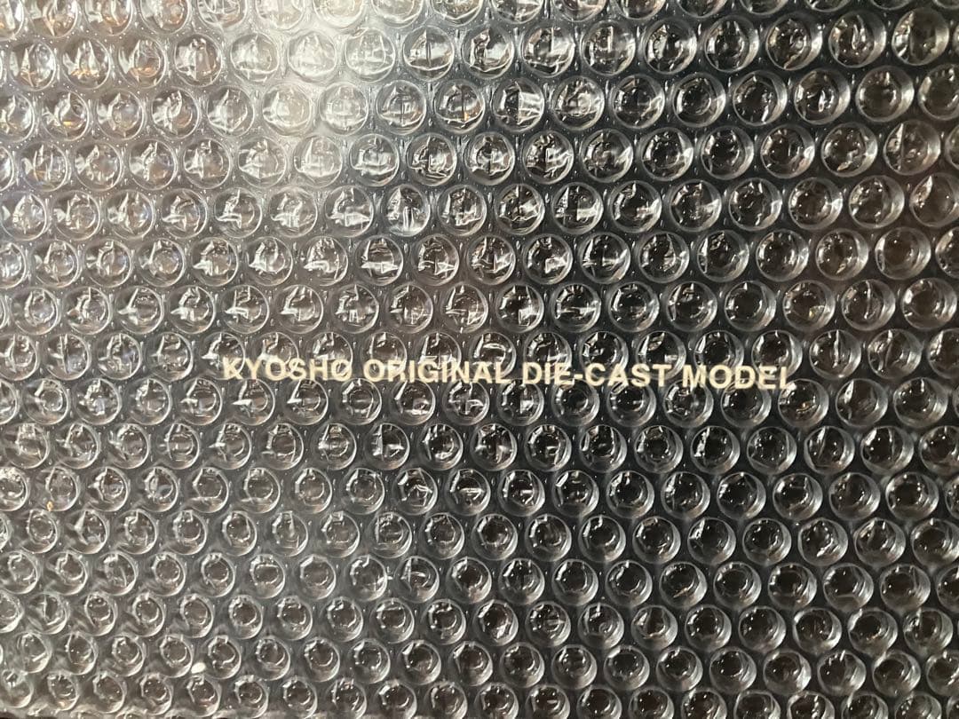 KYOSHO 1/18  2002turbo （White)絶版稀少モデル