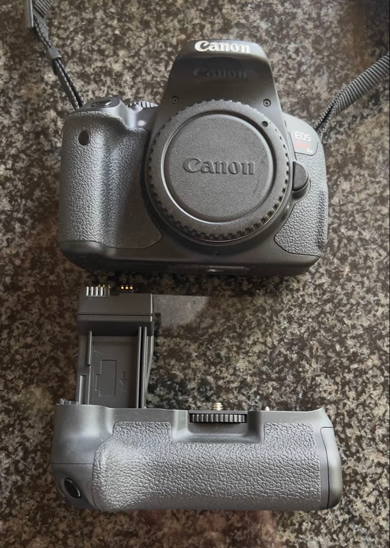 【美動品】Canon EOS Kiss X6iデジタル一眼レフレックスAF・AE