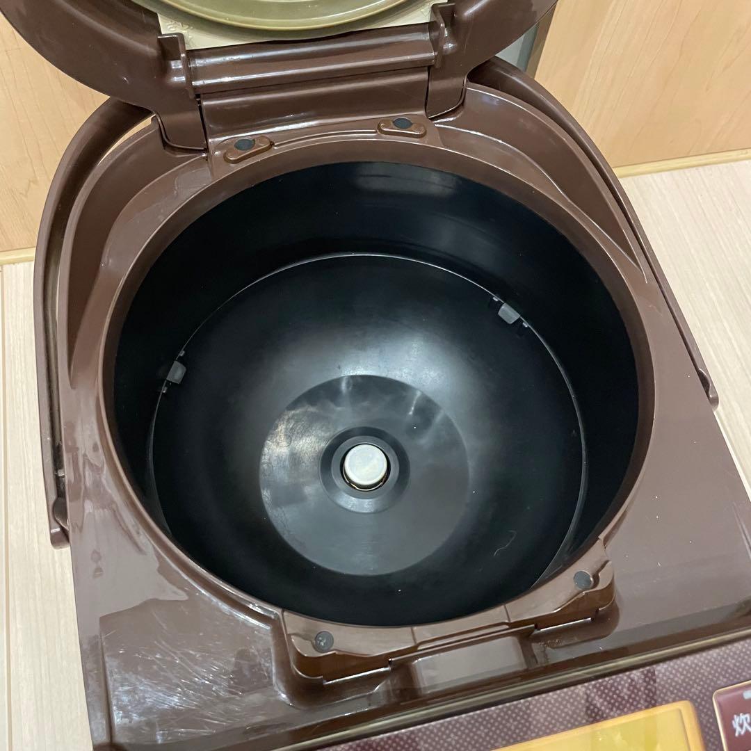 Panasonic パナソニック 可変圧力IHジャー炊飯器 SR-PA18E3