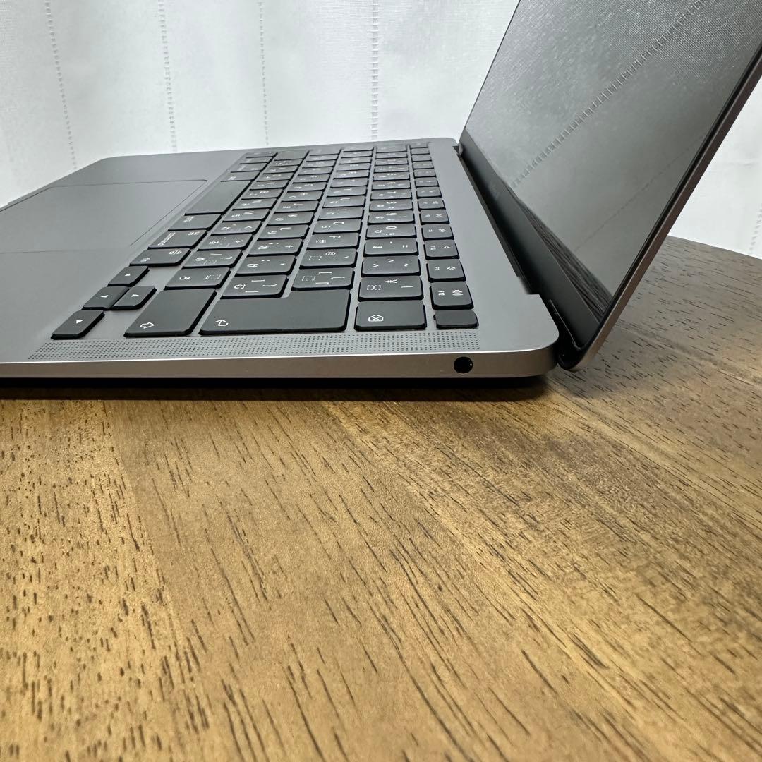 美品:MacBookAir M1 16GB 1TB 充放電105回 BAT93％