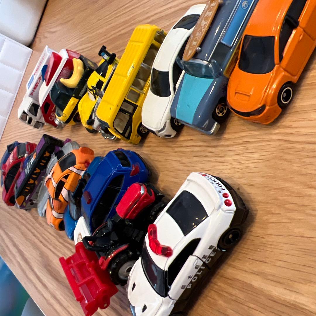 トミカ20台まとめ売り