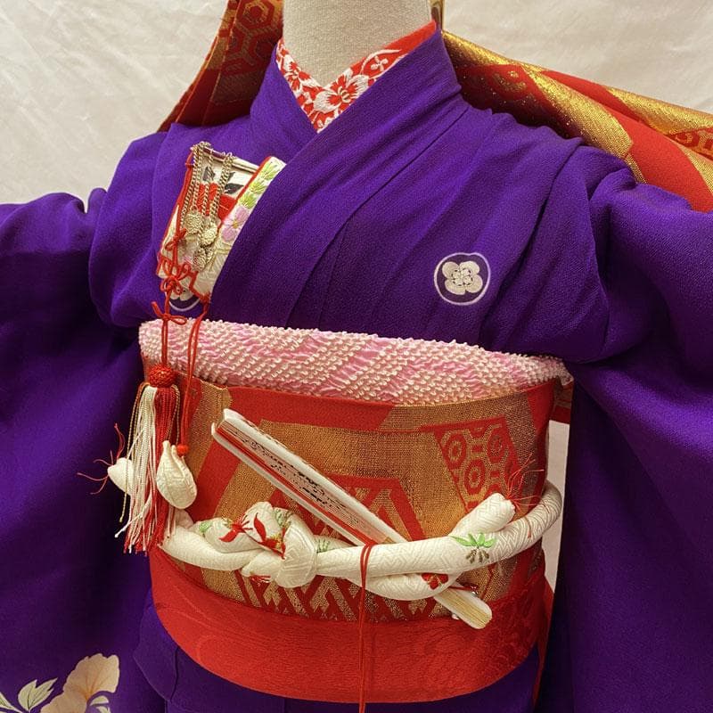 510ag74着物のみ◎七五三 七歳 女児 アンティーク着物 五つ紋 紫◎