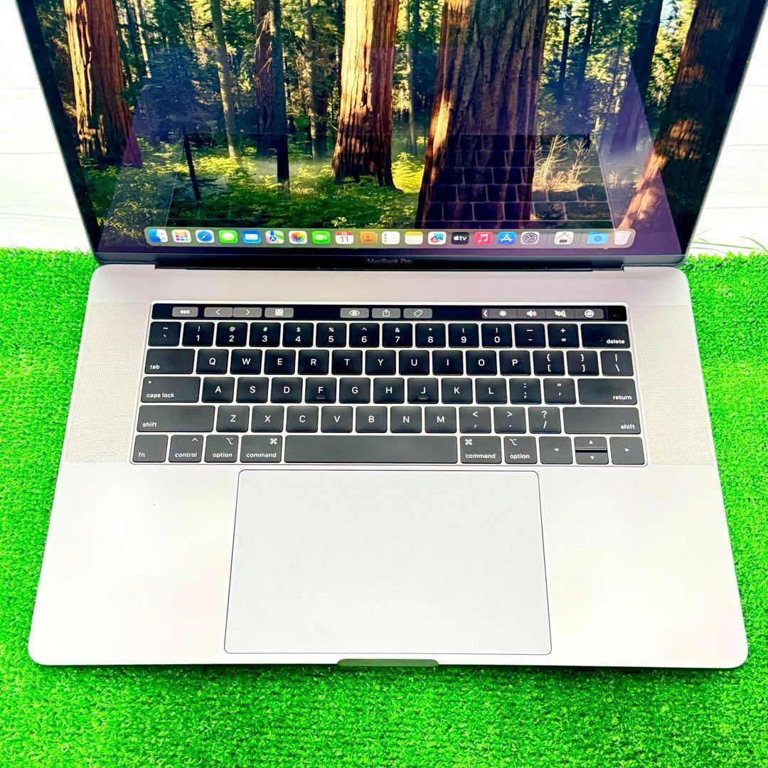 【極美品】MacBook Pro i7 32GB SSD256GB ノートPC