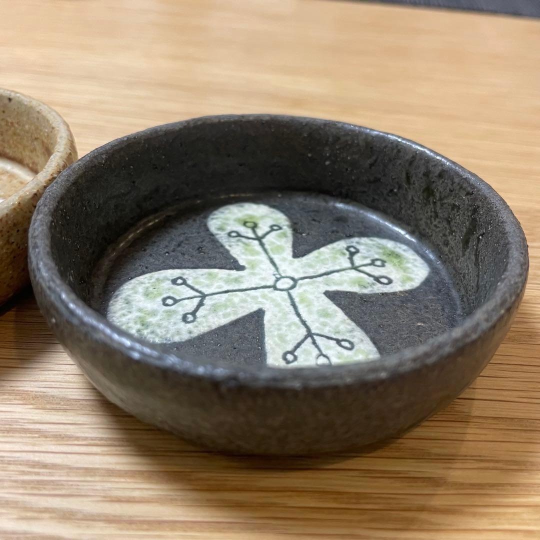 【北川タケシ】小丸皿　作家のうつわ　美品　花絵柄　2枚セット