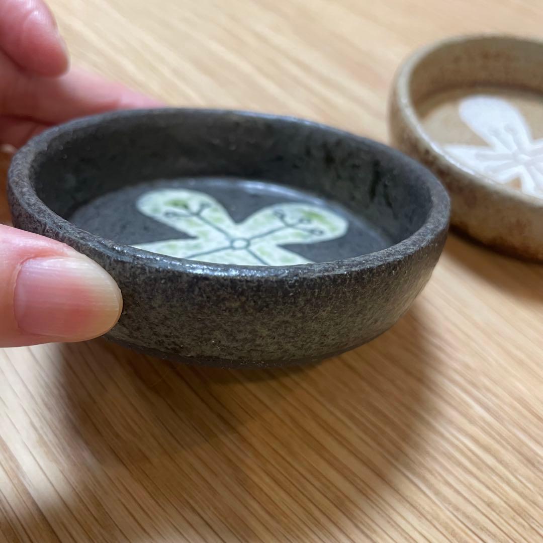 【北川タケシ】小丸皿　作家のうつわ　美品　花絵柄　2枚セット