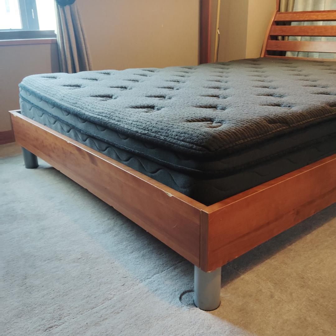 【オギコ】BoConcept ボーコンセプト ダブルベッド ベッドフレーム