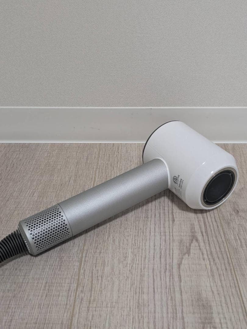 ダイソンドライヤー Dyson HD01