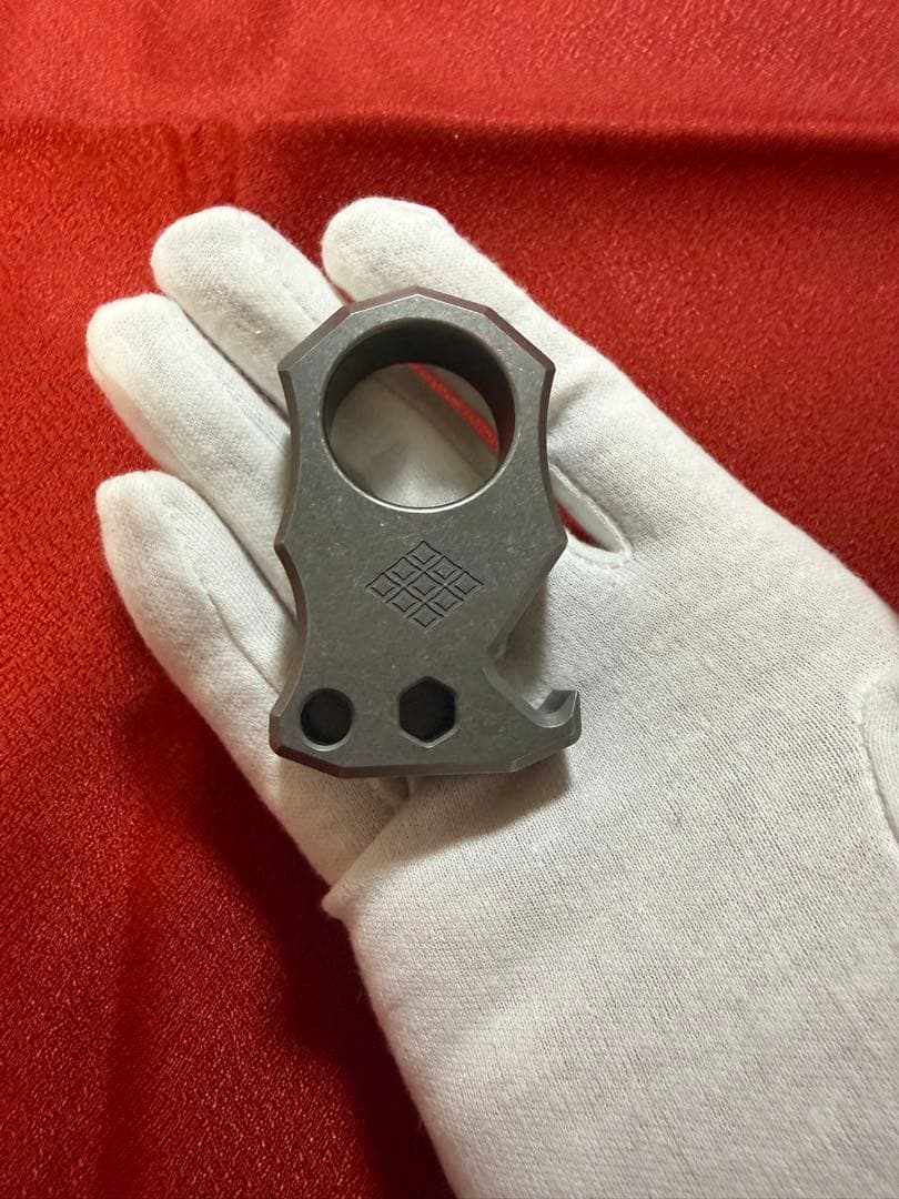 【200個限定】Titanium rynuk ryworx 64チタンEDC