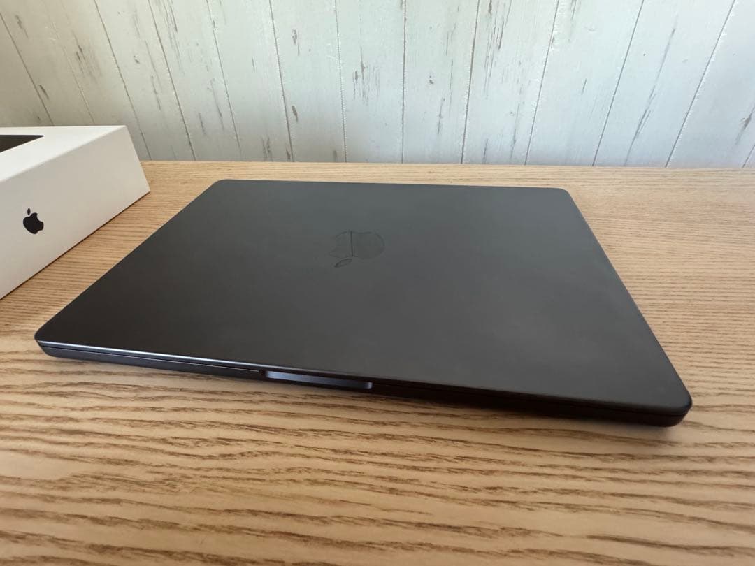 MacBook Pro14インチM4Pro 24GB SSD1TBブラック！！