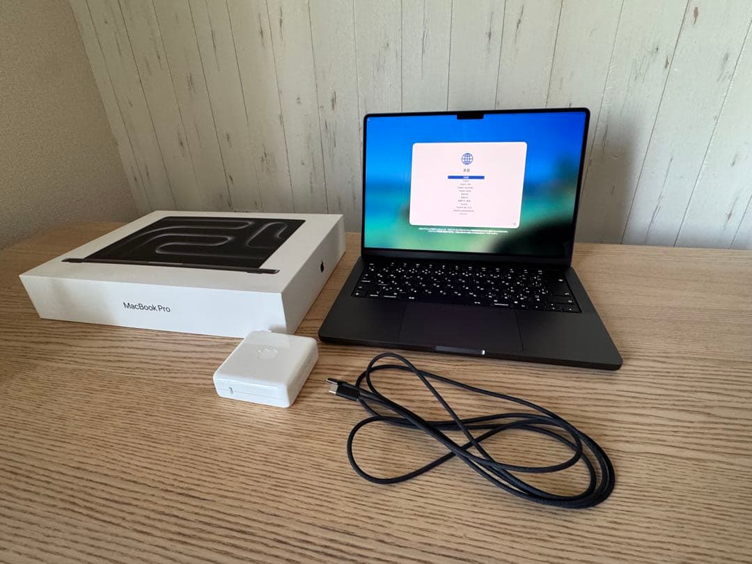 MacBook Pro14インチM4Pro 24GB SSD1TBブラック！！