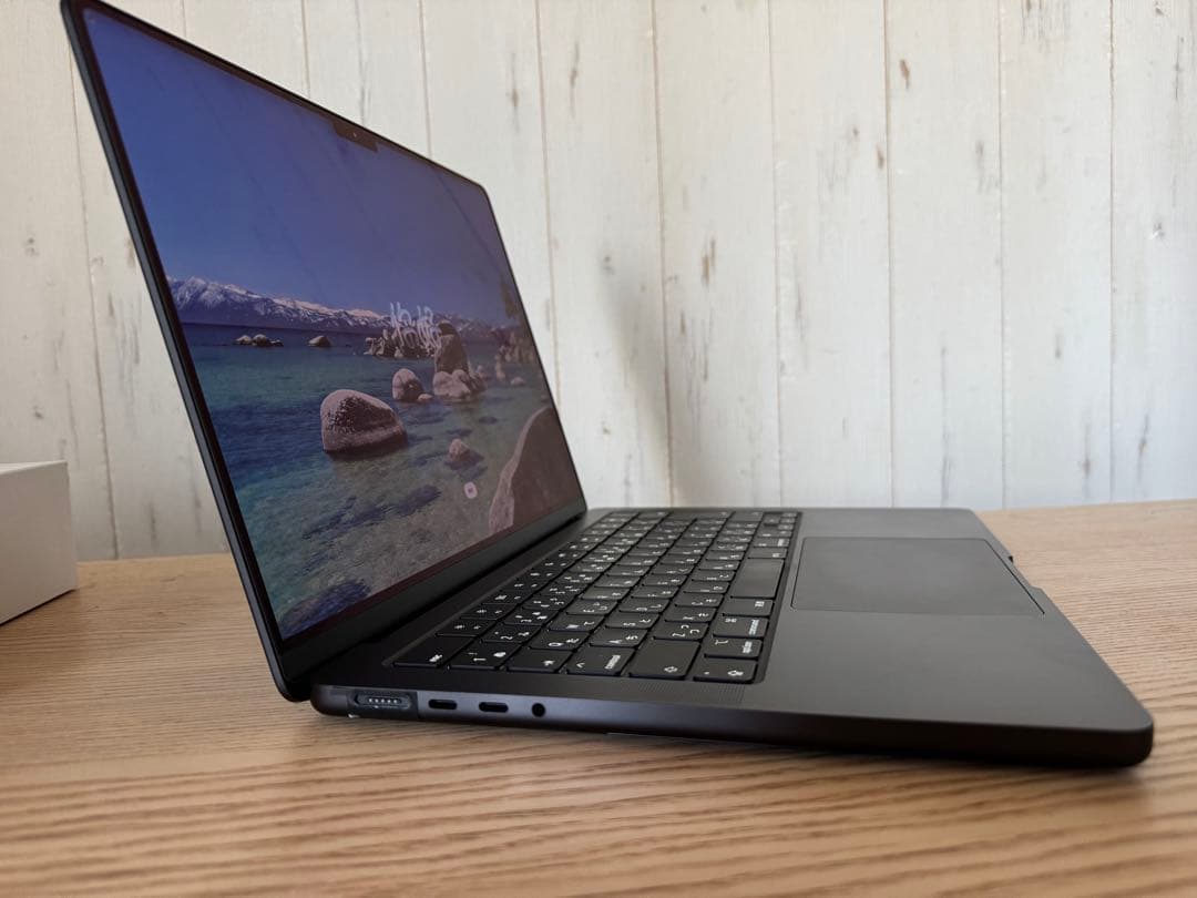 MacBook Pro14インチM4Pro 24GB SSD1TBブラック！！