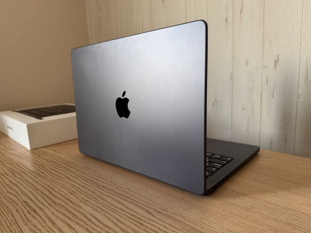 MacBook Pro14インチM4Pro 24GB SSD1TBブラック！！