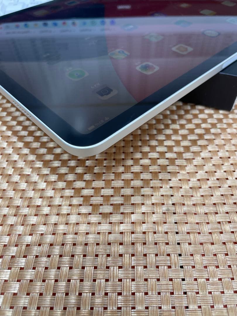 u*a様 iPad Pro 11 第3世代 128 GB シルバー【1704】