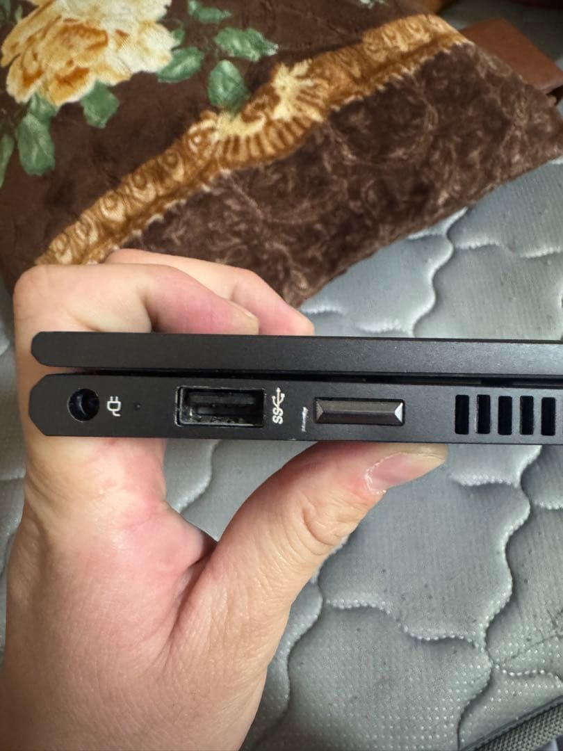 Intel Core i5 10th Gen ノートPC