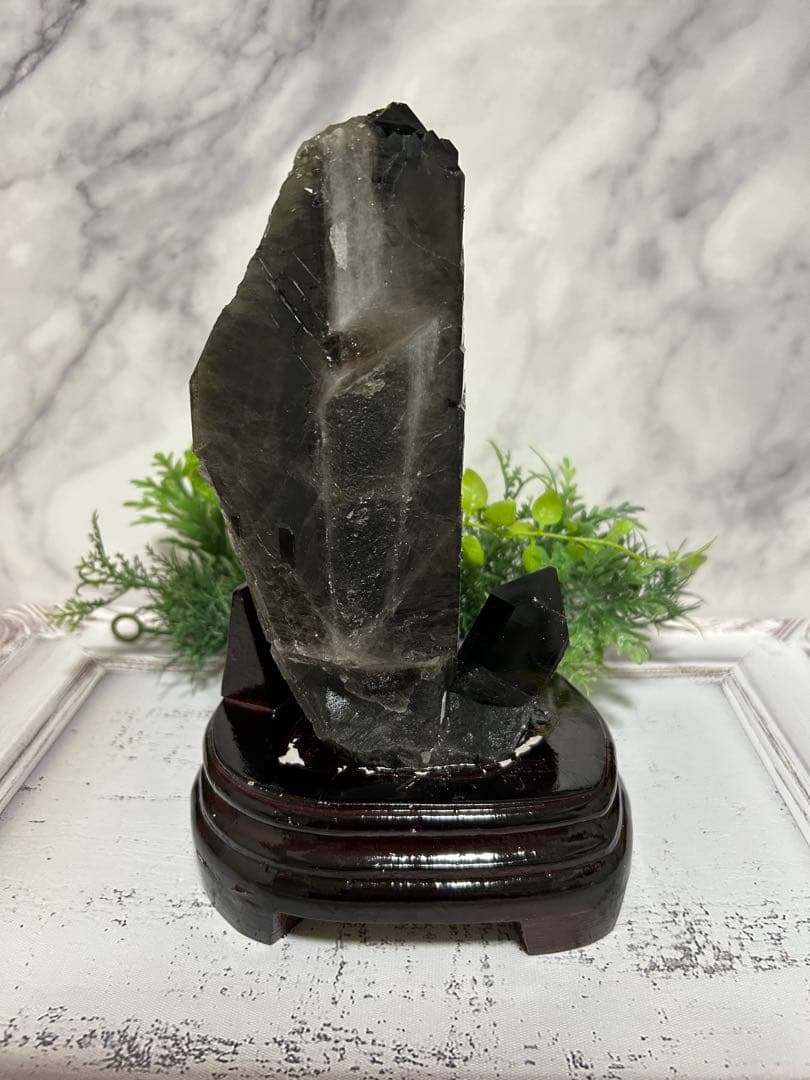 1.5kg ⭐️モリオンクラスター❤︎専用台座 【最強】天然石　浄化　邪鬼　黒水晶⭐️