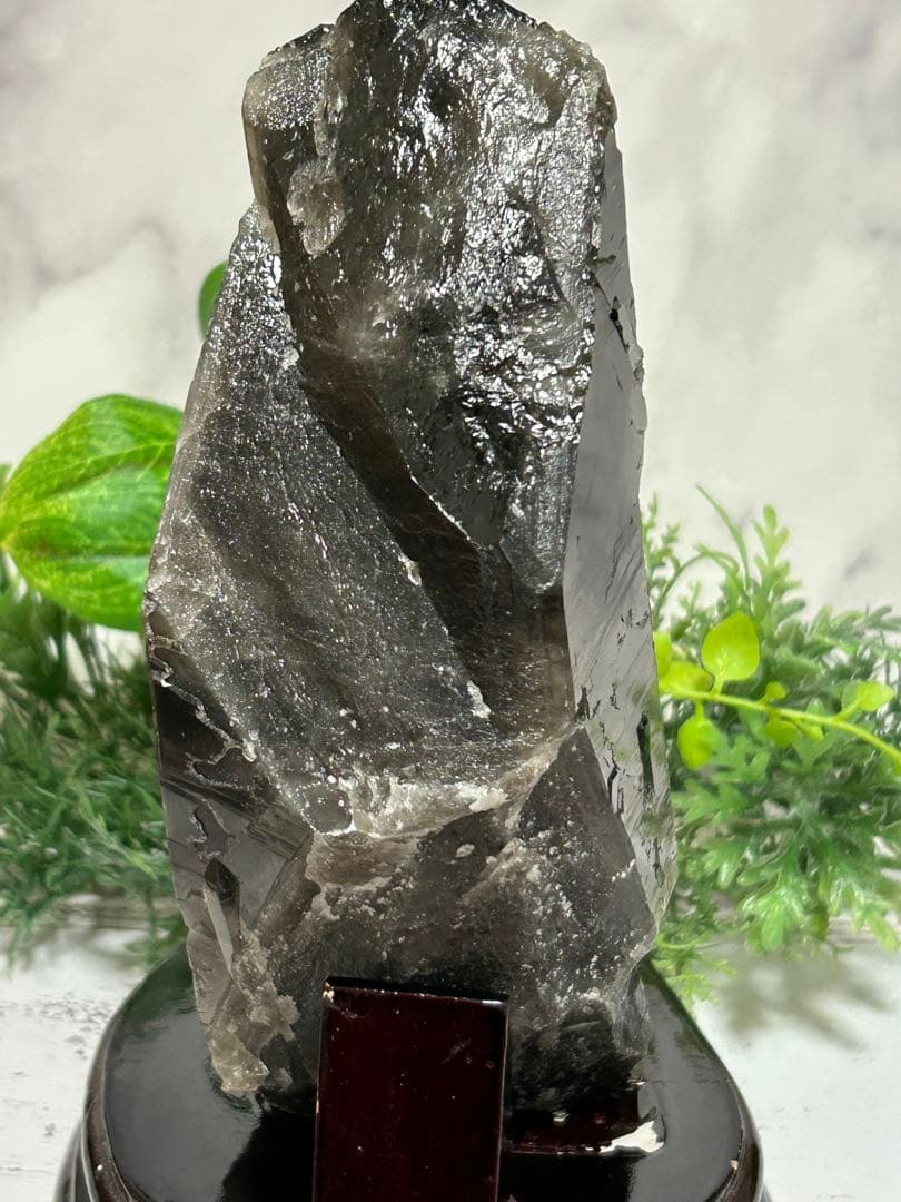 1.5kg ⭐️モリオンクラスター❤︎専用台座 【最強】天然石　浄化　邪鬼　黒水晶⭐️