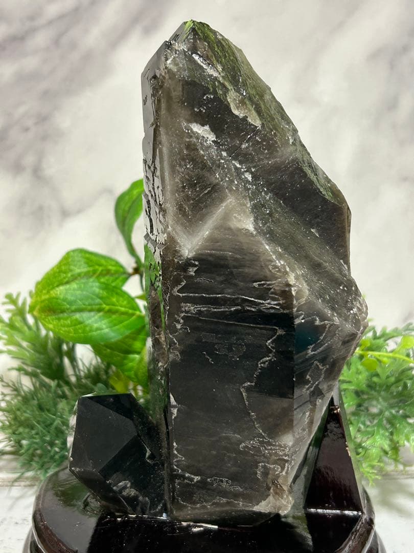 1.5kg ⭐️モリオンクラスター❤︎専用台座 【最強】天然石　浄化　邪鬼　黒水晶⭐️