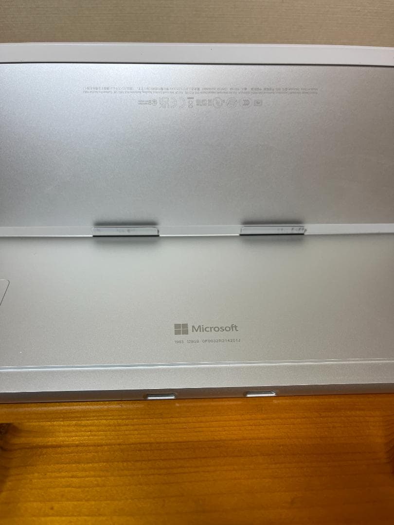 Surface Pro 8 8gb 128gb ペン2本付 付属品未使用 米国