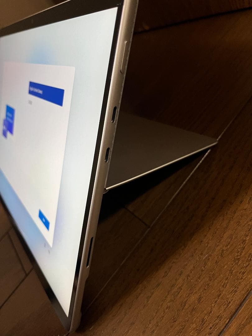 Surface Pro 8 8gb 128gb ペン2本付 付属品未使用 米国