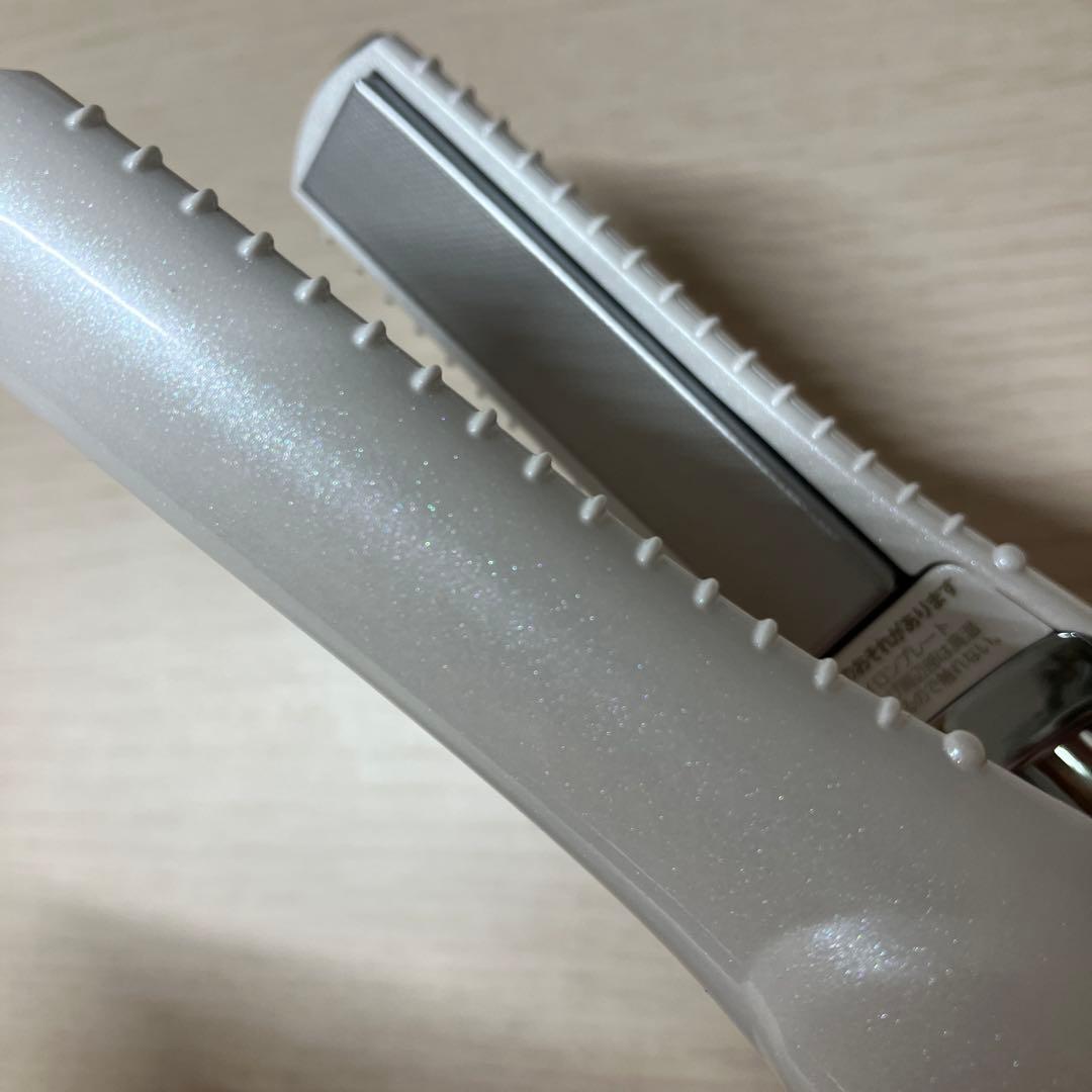 ReFa ストレートヘアアイロン コードレス　ホワイト