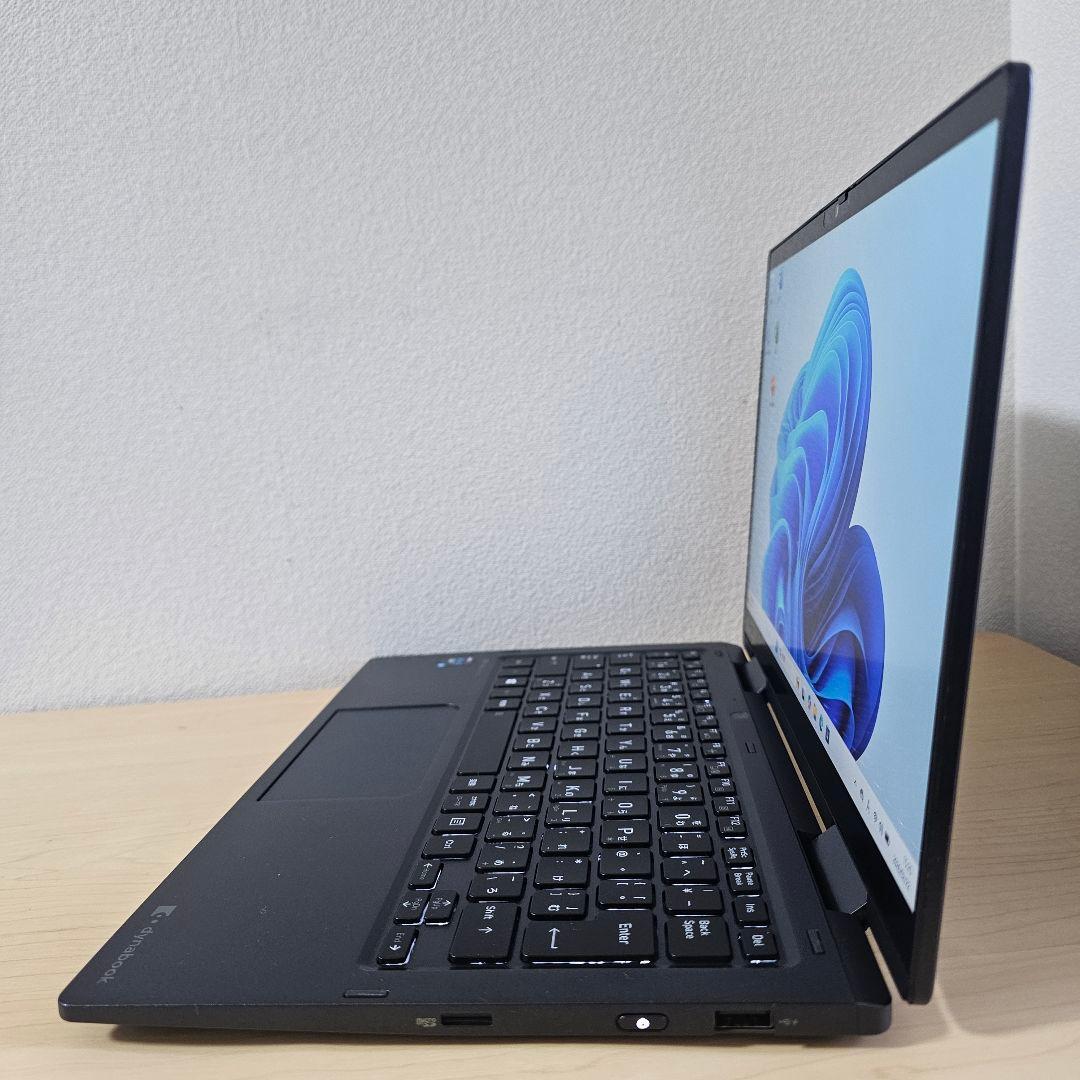 V83HS／ Core i5 第11世代／16GB／ペン 同梱