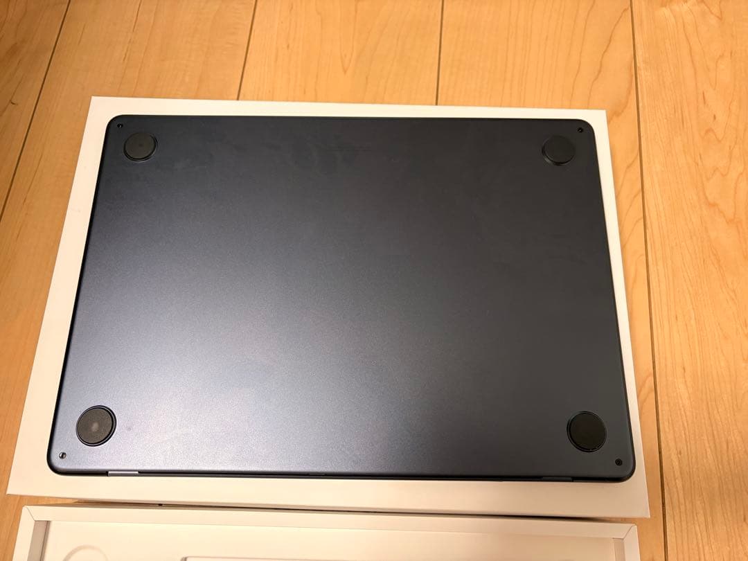 【超美品】 M4 MacBook Air 13インチ 16GB 256GB