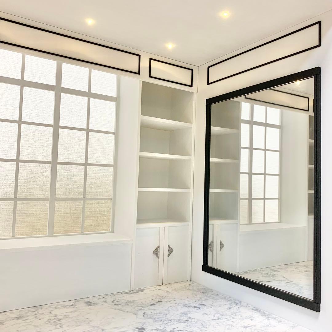 ドールハウス　モノトーンのお部屋