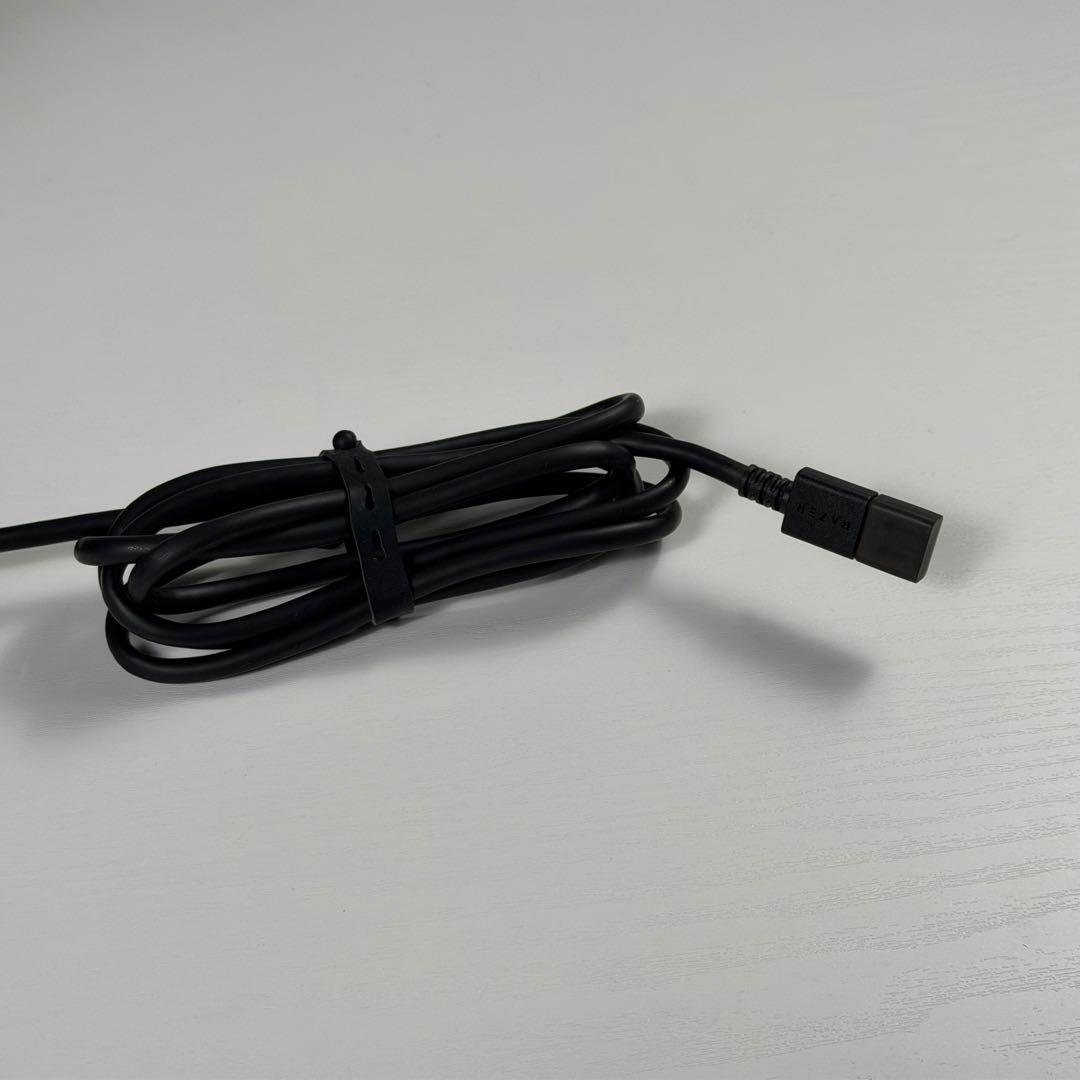 Razer Base Station V2 Chroma ヘッドセットスタンド