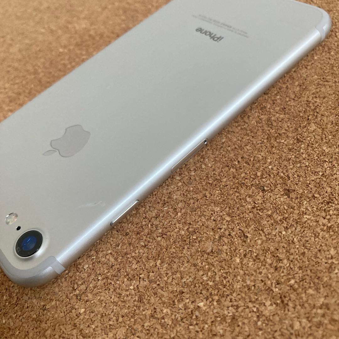 887【早い者勝ち】電池最良好☆iPhone7 32GB SIMフリー☆