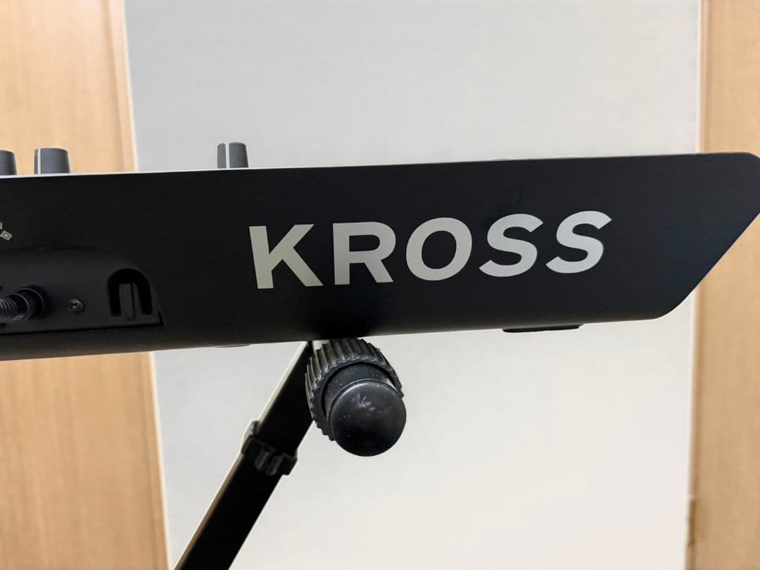 KORG KROSS 2 61鍵 レッドマーブル 純正ソフトケース付き