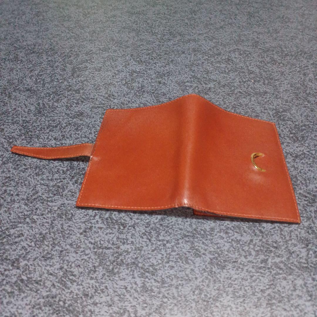 イタリア製？二つ折り財布