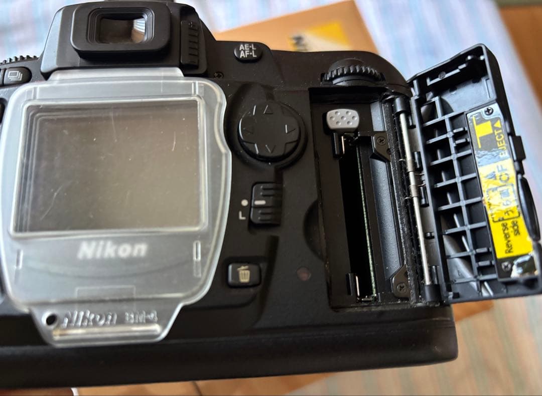 Nikon D70、Nikon AF Nikkor 28-80mm