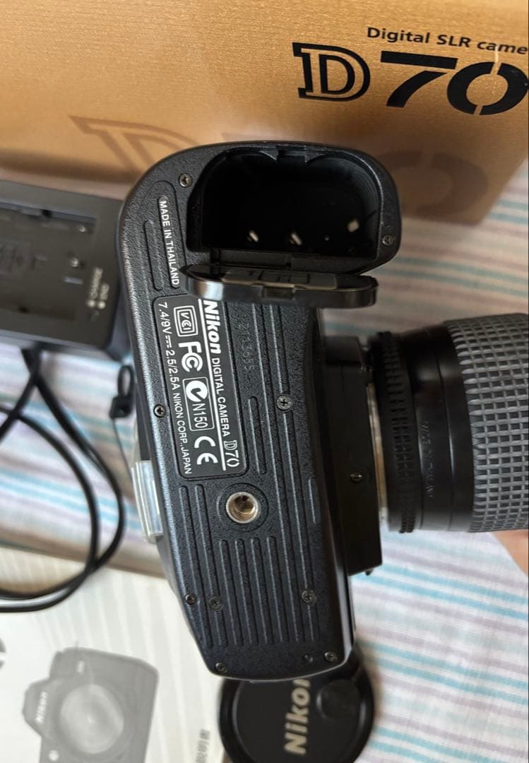 Nikon D70、Nikon AF Nikkor 28-80mm