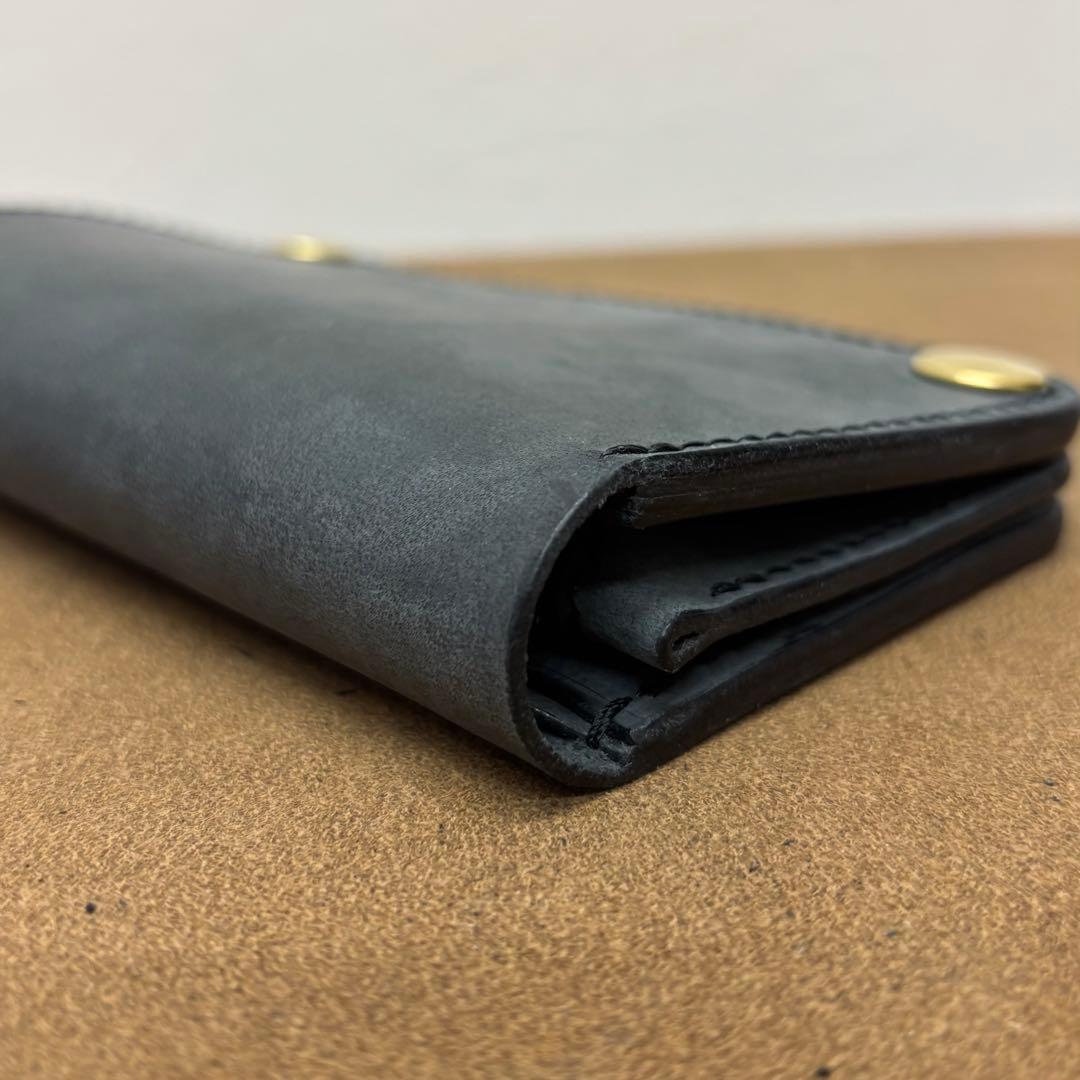 トラッカーウォレット　ミドル　墨黒　オイルワックス　たつのレザー