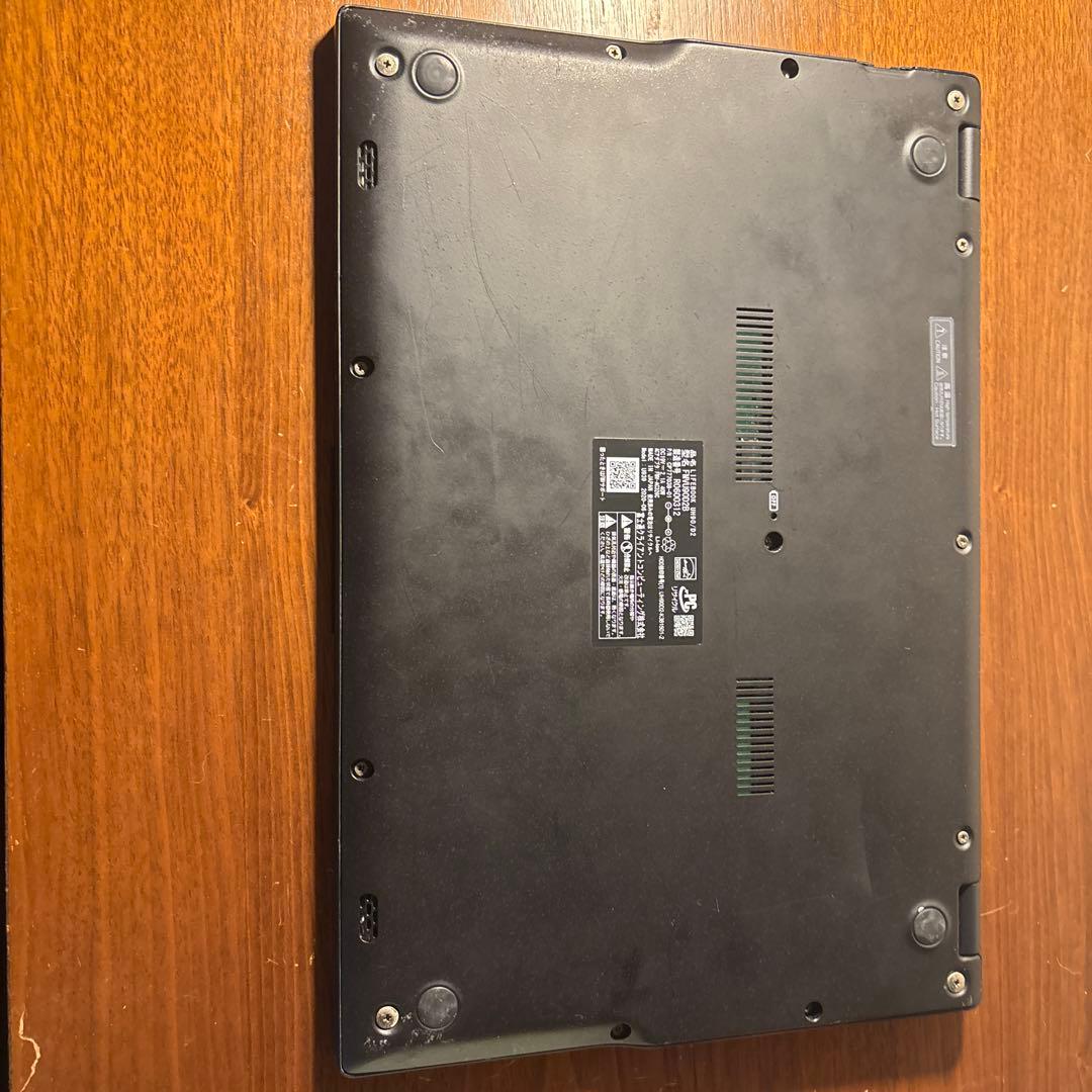 その他ノートPC本体 Fujitsu LIFEBOOK UH90/D2