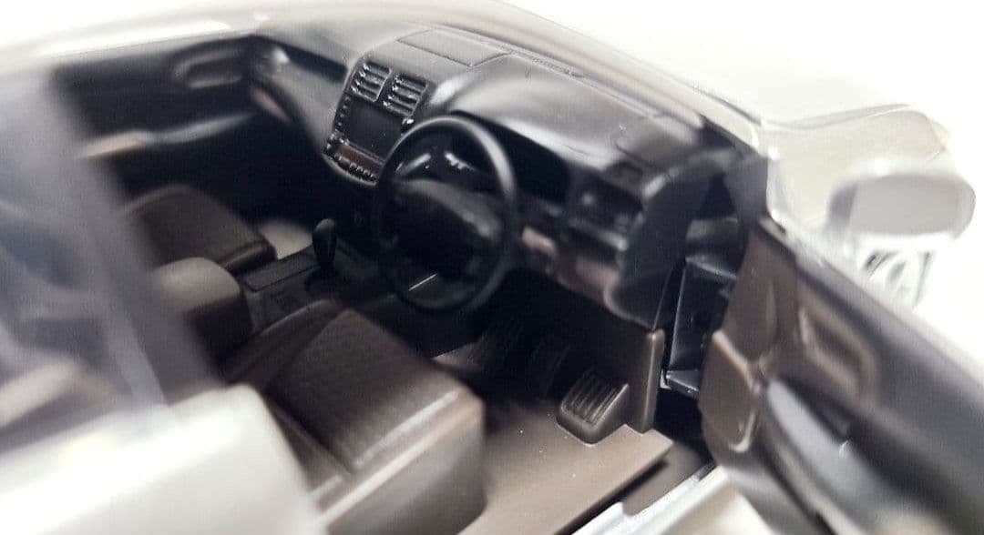 トヨタ 200系クラウンアスリート カラーサンプル