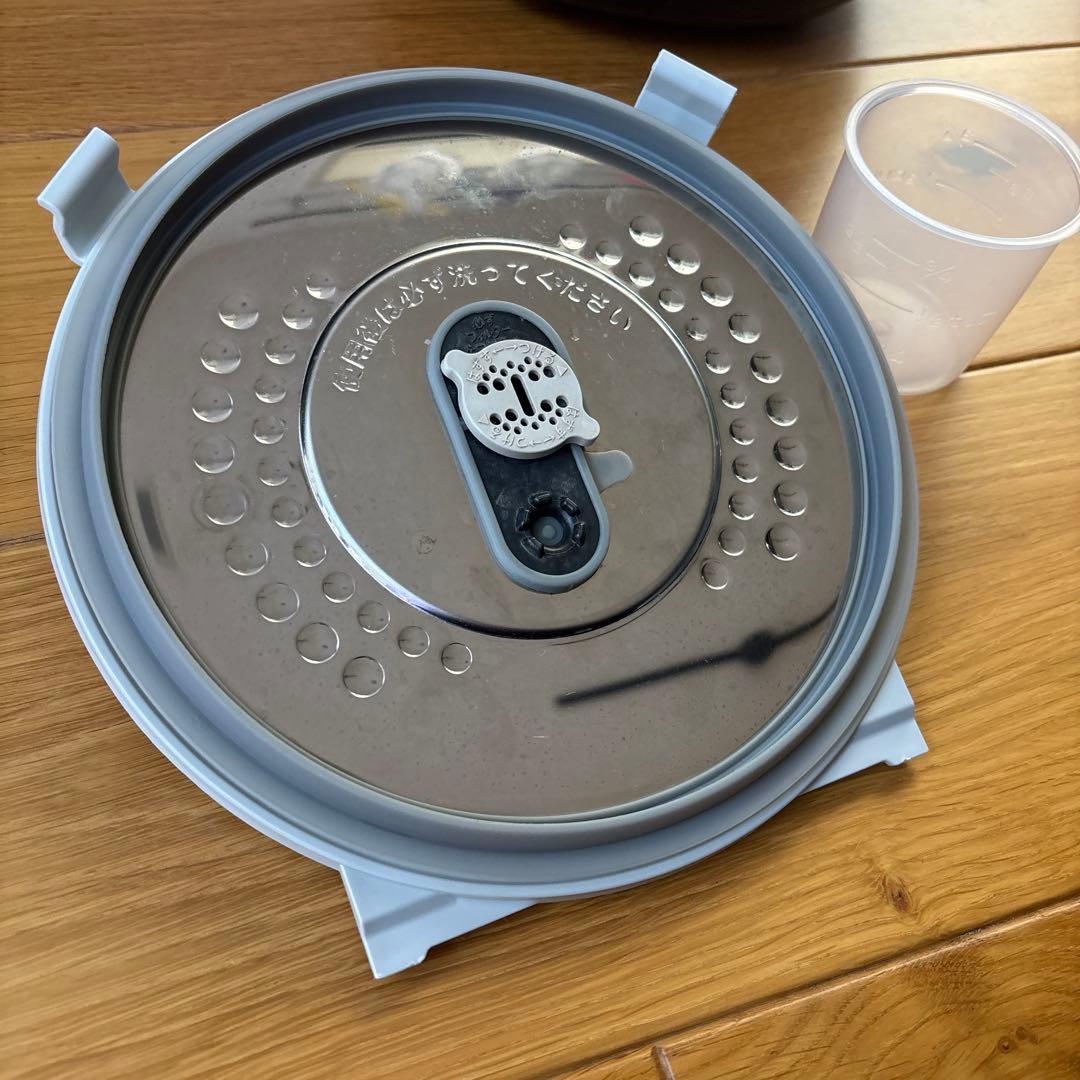 値下げ‼️【美品】HITACHI 圧力炊飯器 RZ-H10BJ 赤