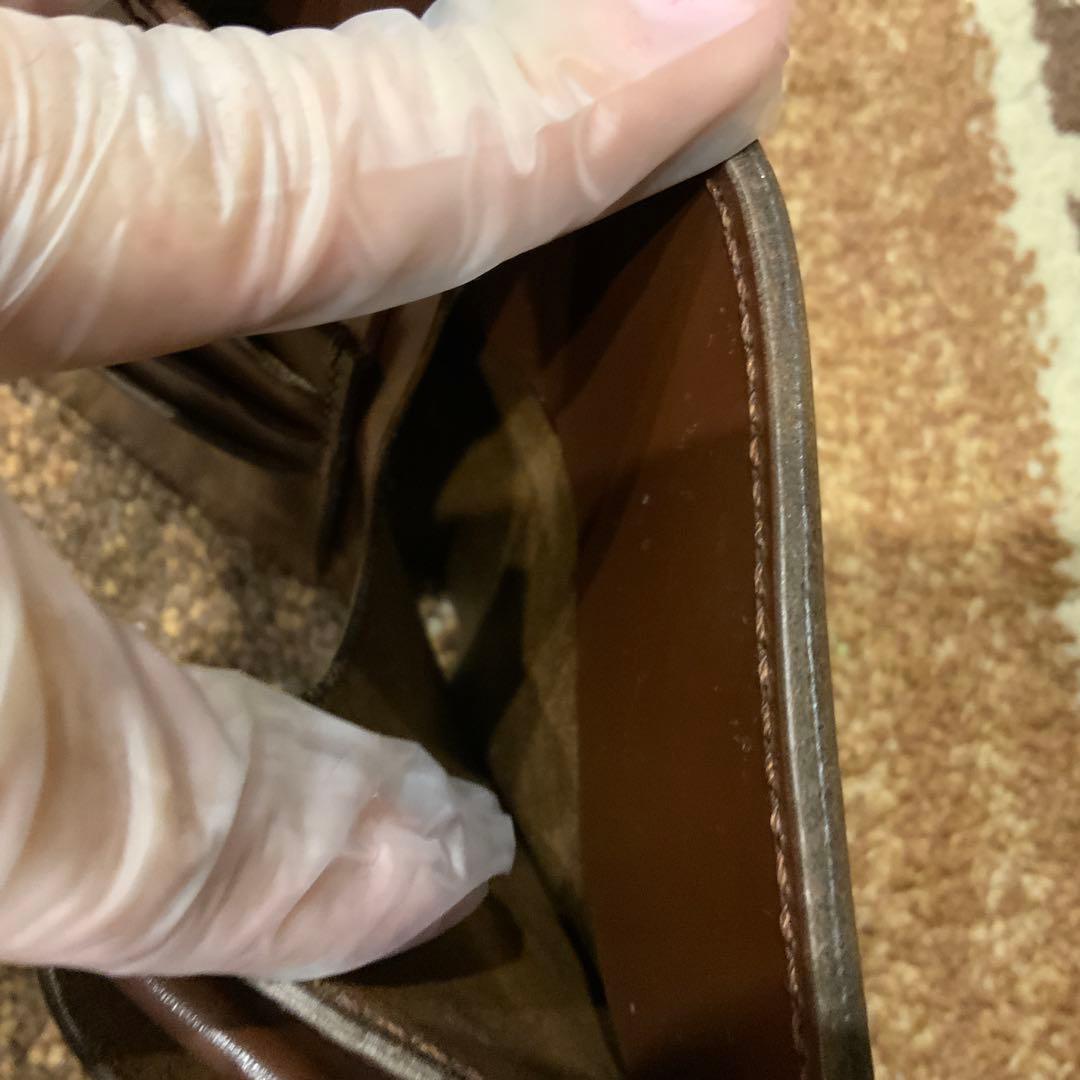 未使用 重厚で高級な印象のミドルウォレット 本革 ハンドメイド