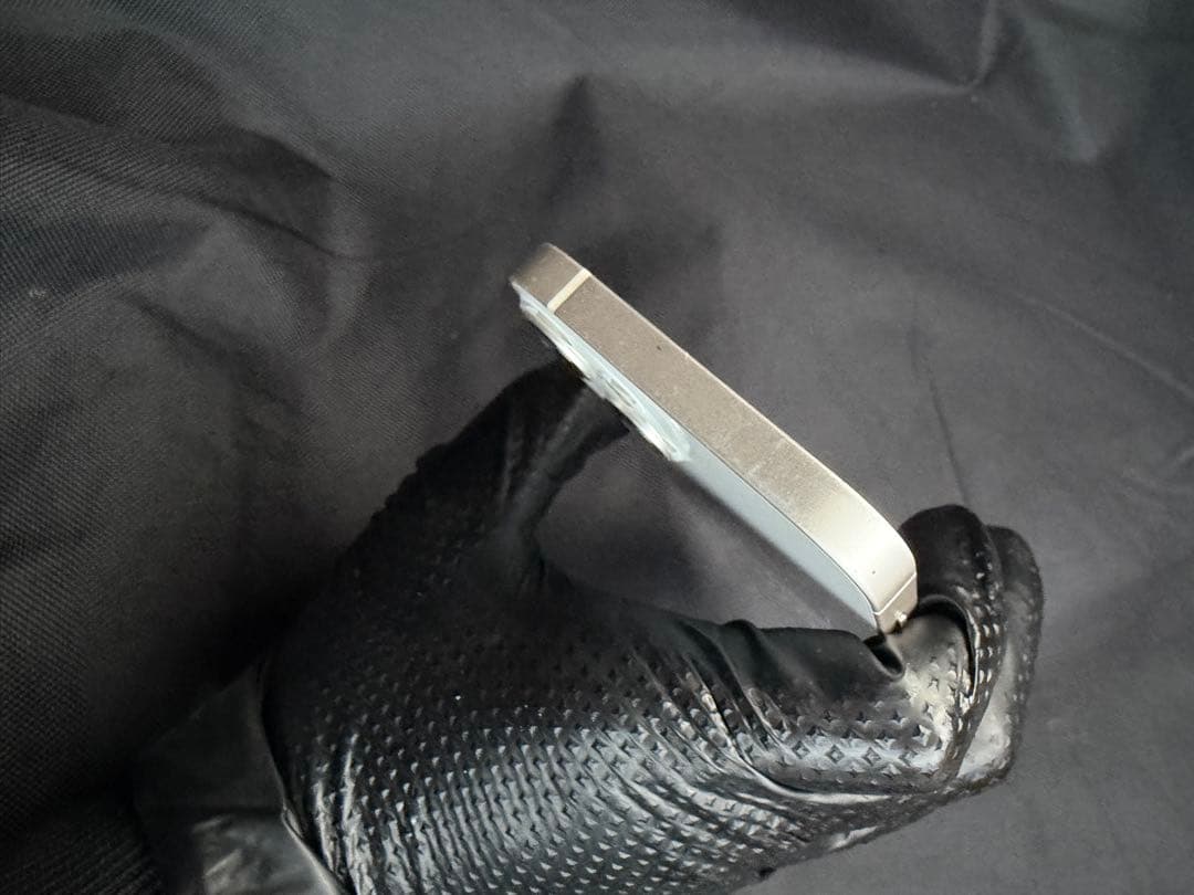 携帯電話本体 iPhone13 128gb