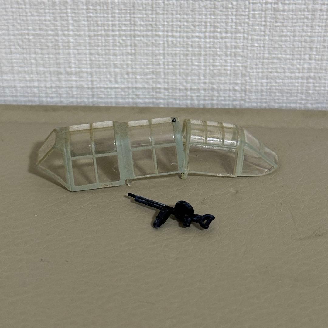 日本海軍機 模型 2機セット零式艦上戦闘機 ＆ 赤とんぼ