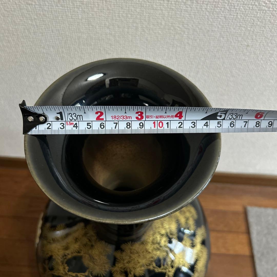 大型壺　花器　花瓶　花鳥風月　縁起物　ブラック　雉　牡丹　華やか　金彩　蔵出し品