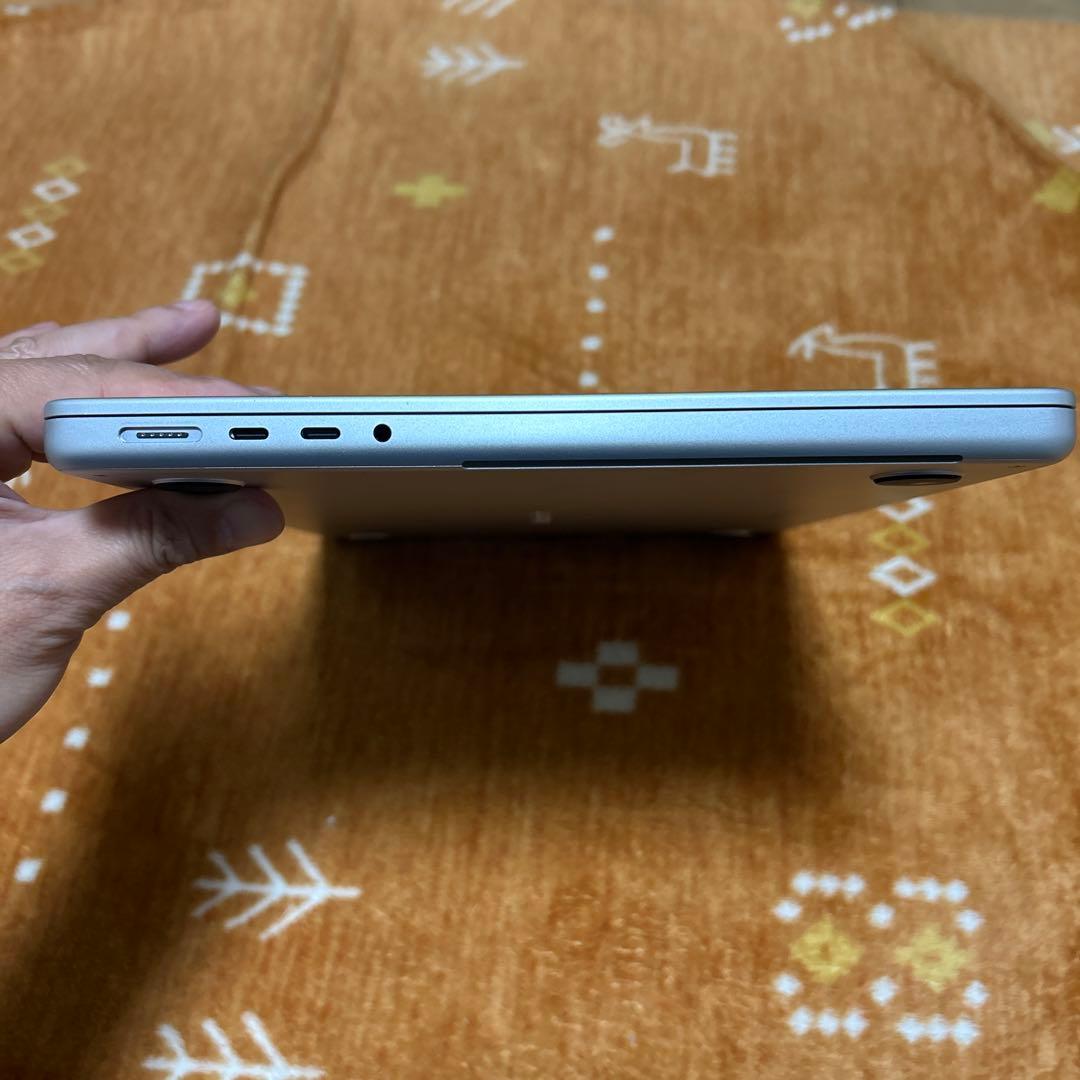 美品快速MacBook Pro 14インチ M1 32GB 16core 1TB